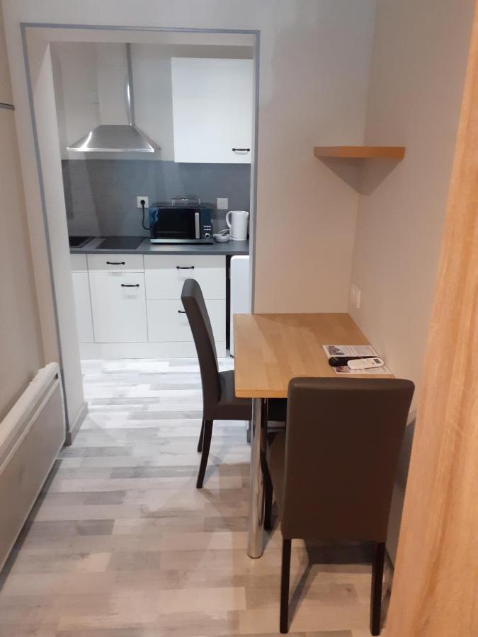 Les Appartements Du Saint Hubert Arcis-sur-Aube Esterno foto